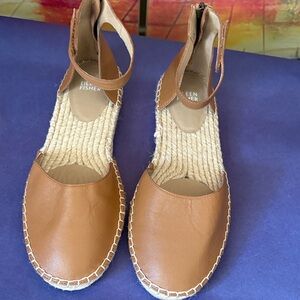 Eileen Fisher Tan Leather Espadrille Sandals with Ankle Strap - Size 9